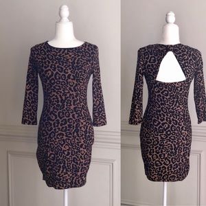 GUESS curve hugging dress in Animal Print Size M